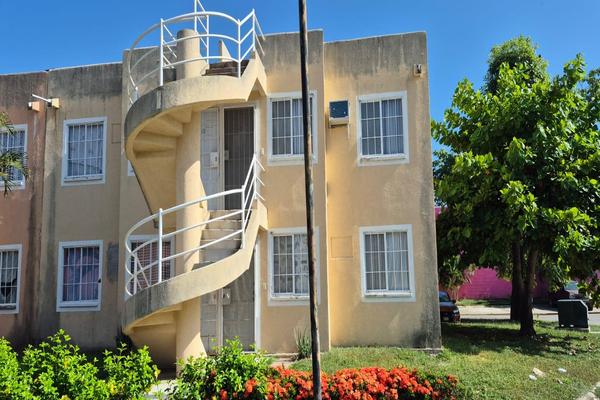 Foto de inmueble en  , Col. Villa Tulipanes C.P. 39770, Acapulco de Juárez