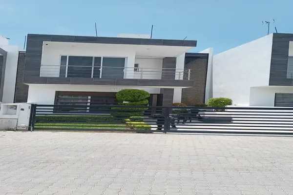 Foto de inmueble en Villas de Bernalejo #1, Col. Villas de Bernalejo C.P. 36833, Irapuato