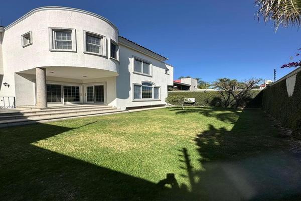 Foto de inmueble en  , Col. Villas del Campestre C.P. 37129, León