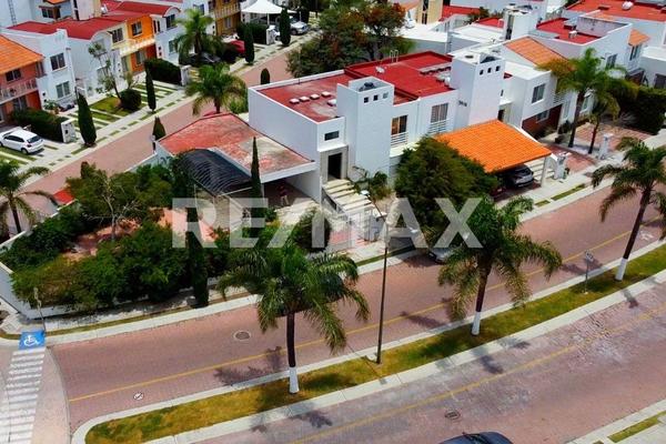 Foto de inmueble en VILLAS PALMIRA  LOMAS DEL MARQUES, Col. Lomas del Marqués C.P. 76146, Querétaro