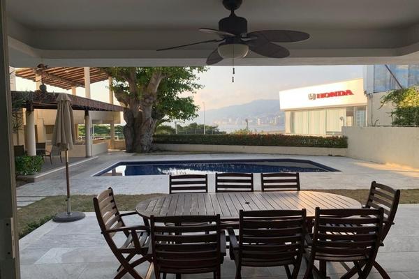 Foto de inmueble en Vista de Brisamar, Col. Joyas de Brisamar C.P. 39865, Acapulco de Juárez