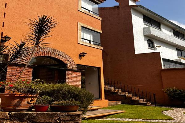 Foto de inmueble en  , Col. Vista del Valle Sección Bosques C.P. 53296, Naucalpan de Juárez