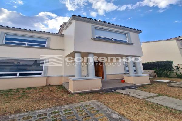 Foto de inmueble en Vista Esmeralda, Col. Bosque Esmeralda C.P. 52930, Atizapán de Zaragoza