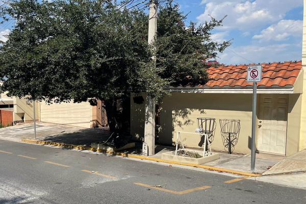 Foto de inmueble en VISTA HERMOSA, Col. Vista Hermosa C.P. 64620, Monterrey