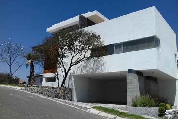 Foto de inmueble en  , Col. Vista Real y Country Club C.P. 76905, Corregidora