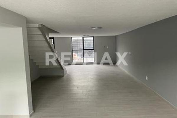 Foto de inmueble en Viveros de Asis, Col. Viveros de La Loma C.P. 54080, Tlalnepantla de Baz