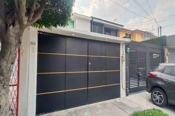 Foto de inmueble en  , Col. Viveros de La Loma C.P. 54080, Tlalnepantla de Baz