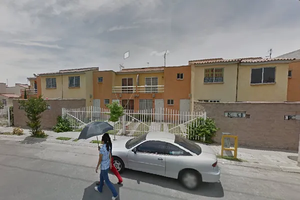 Foto de inmueble en VIVIENDA #61, Col. Hacienda Piedras Negras C.P. 56375, Chicoloapan