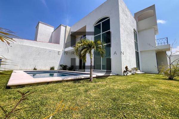 Foto de inmueble en  , Col. Viyautepec C.P. 62732, Yautepec