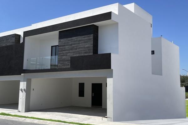 Foto de inmueble en Vizcaya, Col. Rinconada Colonial C.P. 66606, Apodaca