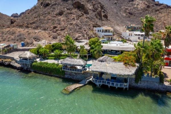 Foto de inmueble en Avenida Viznaga #313-314, Col. Bahía C.P. 85506, Guaymas