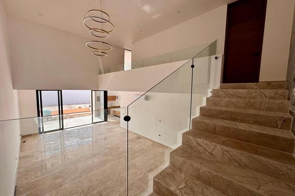 Foto de inmueble en  , Col. Xcanatún C.P. 97302, Mérida