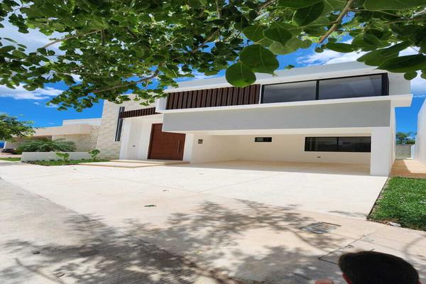 Foto de inmueble en -, Col. Xcanatún C.P. 97302, Mérida