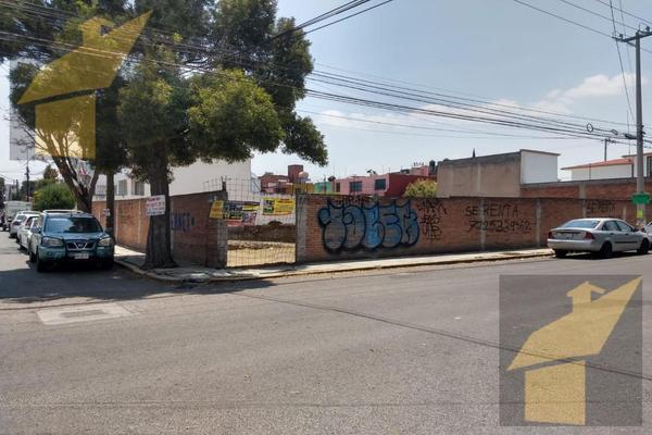 Foto de inmueble en  , Col. Xinantécatl C.P. 52169, Metepec