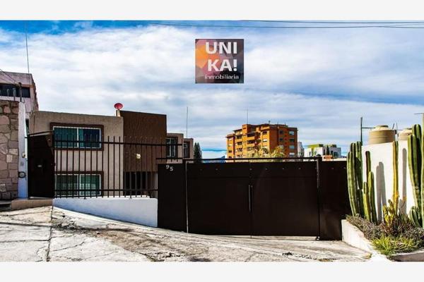 Foto de inmueble en Yesta #7, Col. Bosque Camelinas C.P. 58290, Morelia