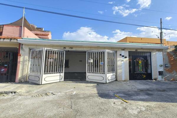 Foto de inmueble en ., Col. Yucalpeten C.P. 97238, Mérida