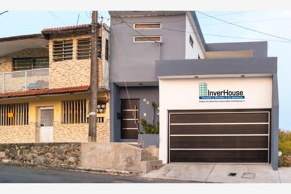 Foto de inmueble en Zacatecas #65, Col. El Coyol C.P. 91760, Veracruz