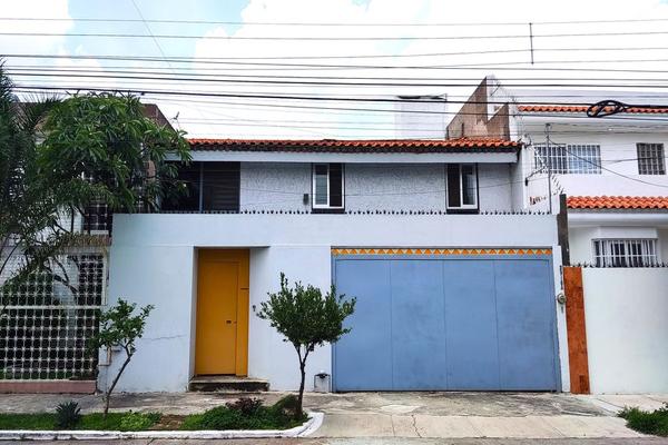 Foto de inmueble en Zafiro, Col. Residencial Victoria C.P. 45089, Zapopan