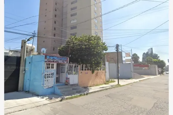 Foto de inmueble en Zavaleta #101, Col. Zavaleta (Zavaleta) C.P. 72176, Puebla