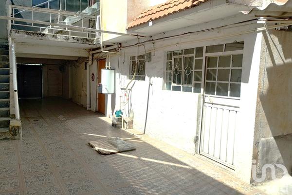 Foto de inmueble en ZEMPOALTECAS #132, Col. Tlalcoligia C.P. 14430, Tlalpan