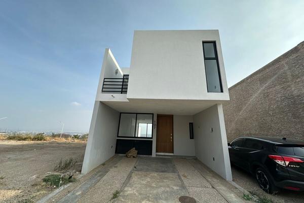 Foto de inmueble en Zimalta, Col. Toluquilla C.P. 45610, San Pedro Tlaquepaque