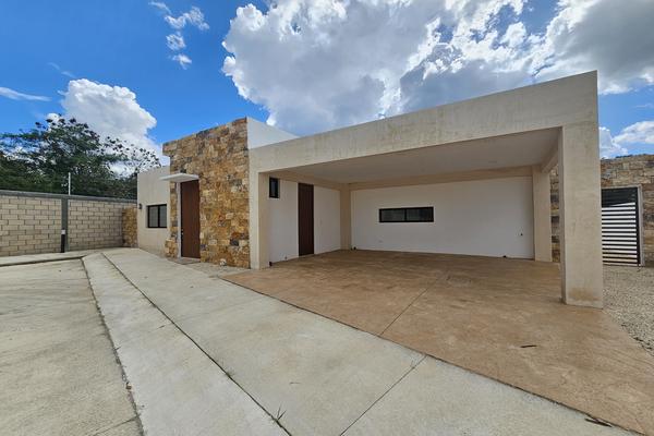 Foto de inmueble en ZONA COUNTRY, Col. Dzibilchaltún C.P. 97305, Mérida