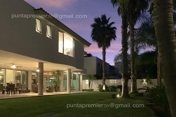 Foto de inmueble en  , Col. Zotogrande C.P. 45118, Zapopan