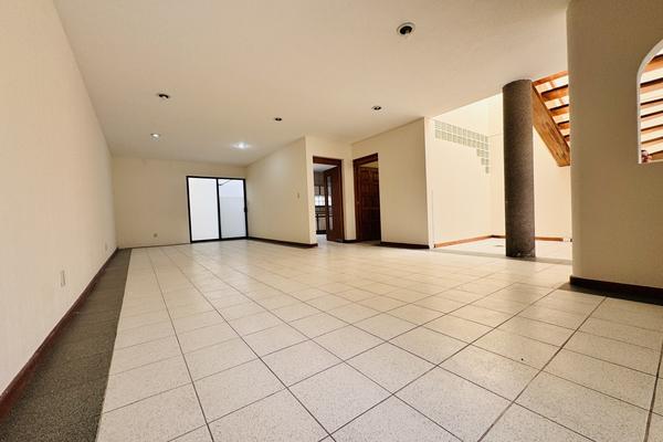 Foto de inmueble en Zumarraga, Col. Cimatario C.P. 76030, Querétaro
